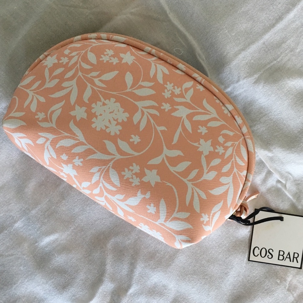 NEW Make-up kit